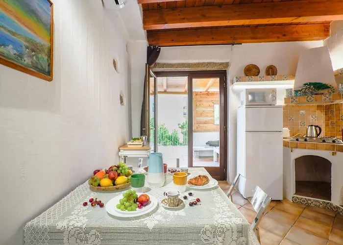 Centro - Cala Sabina * オルビア